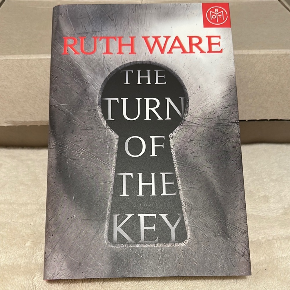 Ruth Ware 'The Turn of the Key' Book